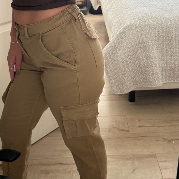 Tan Cargo Pants - Picture 5 of 6